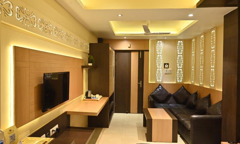 Hotel Royal Cottage Kanpur Buitenkant foto