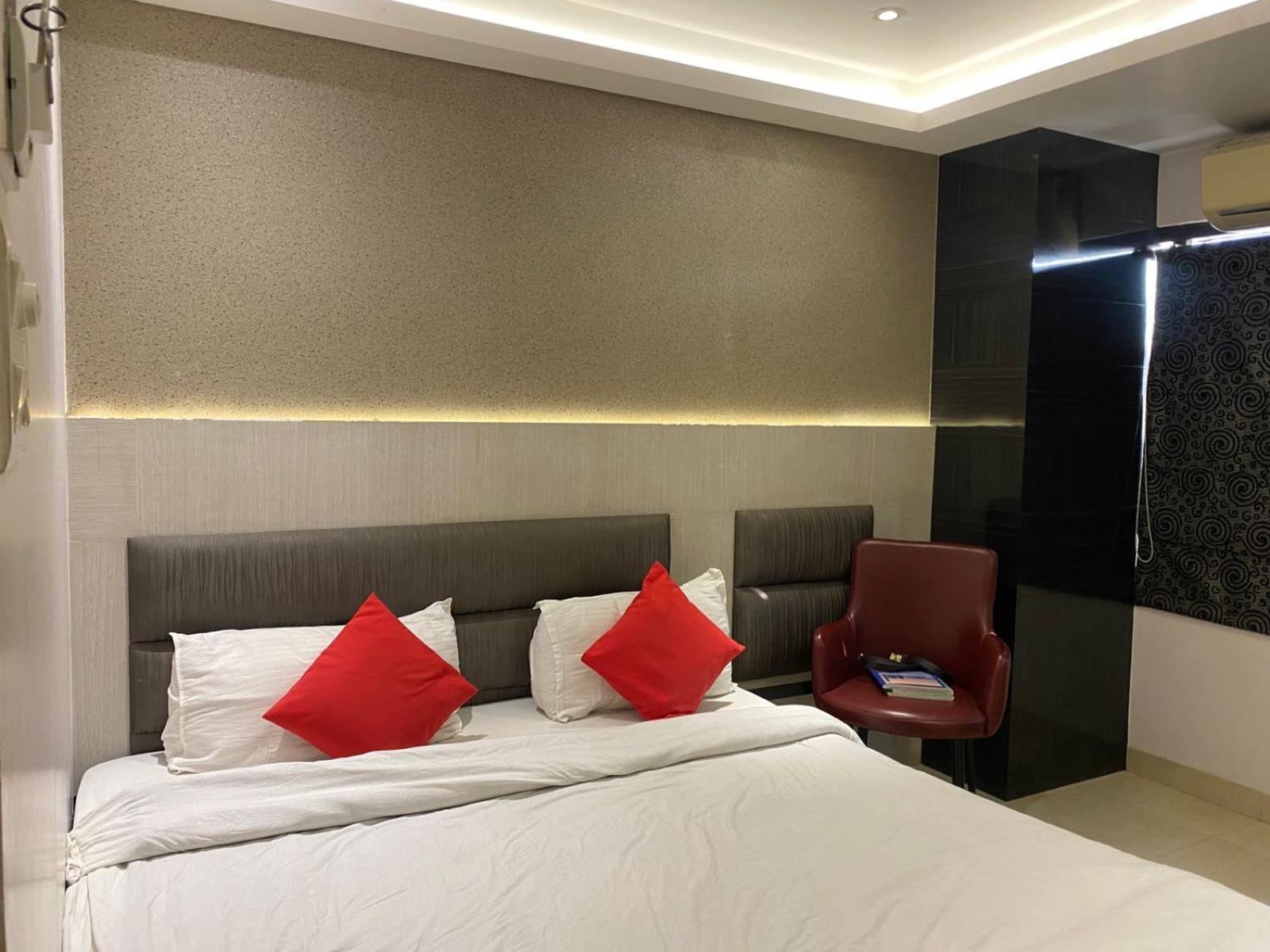 Hotel Royal Cottage Kanpur Buitenkant foto